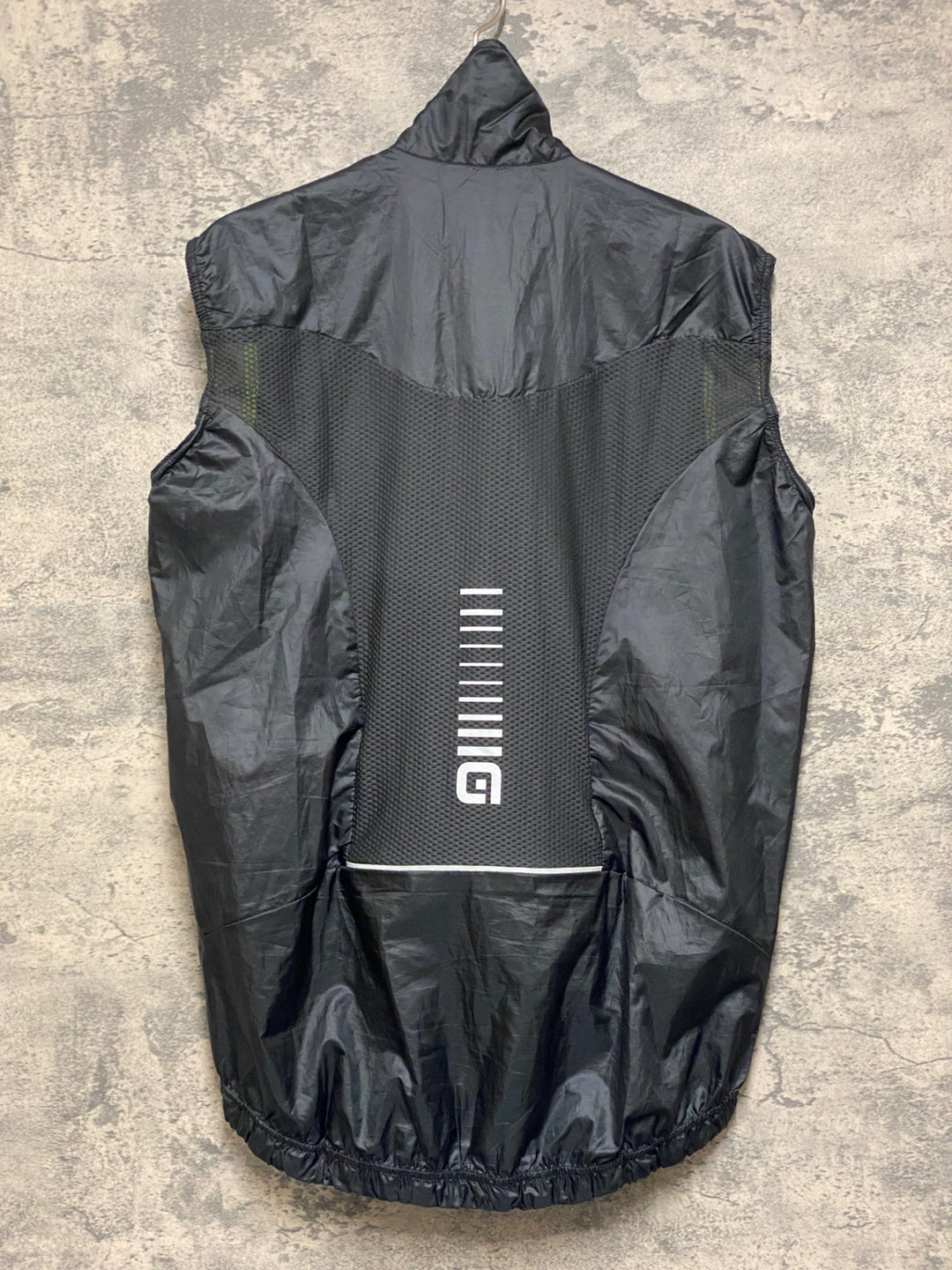 JN482 アレ ALE サイクルベスト ジレ グレー M 黒