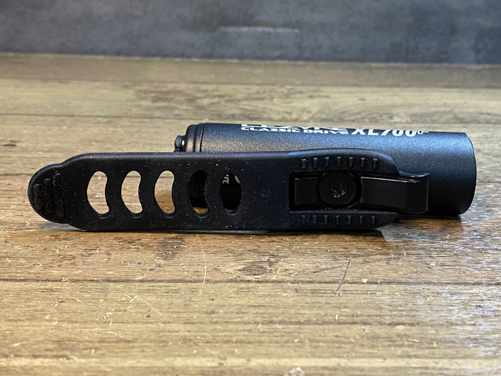 JT163 レザイン LEZYNE CLASSIC DRIVE 700 XL フロントライト 黒 点灯確認済み