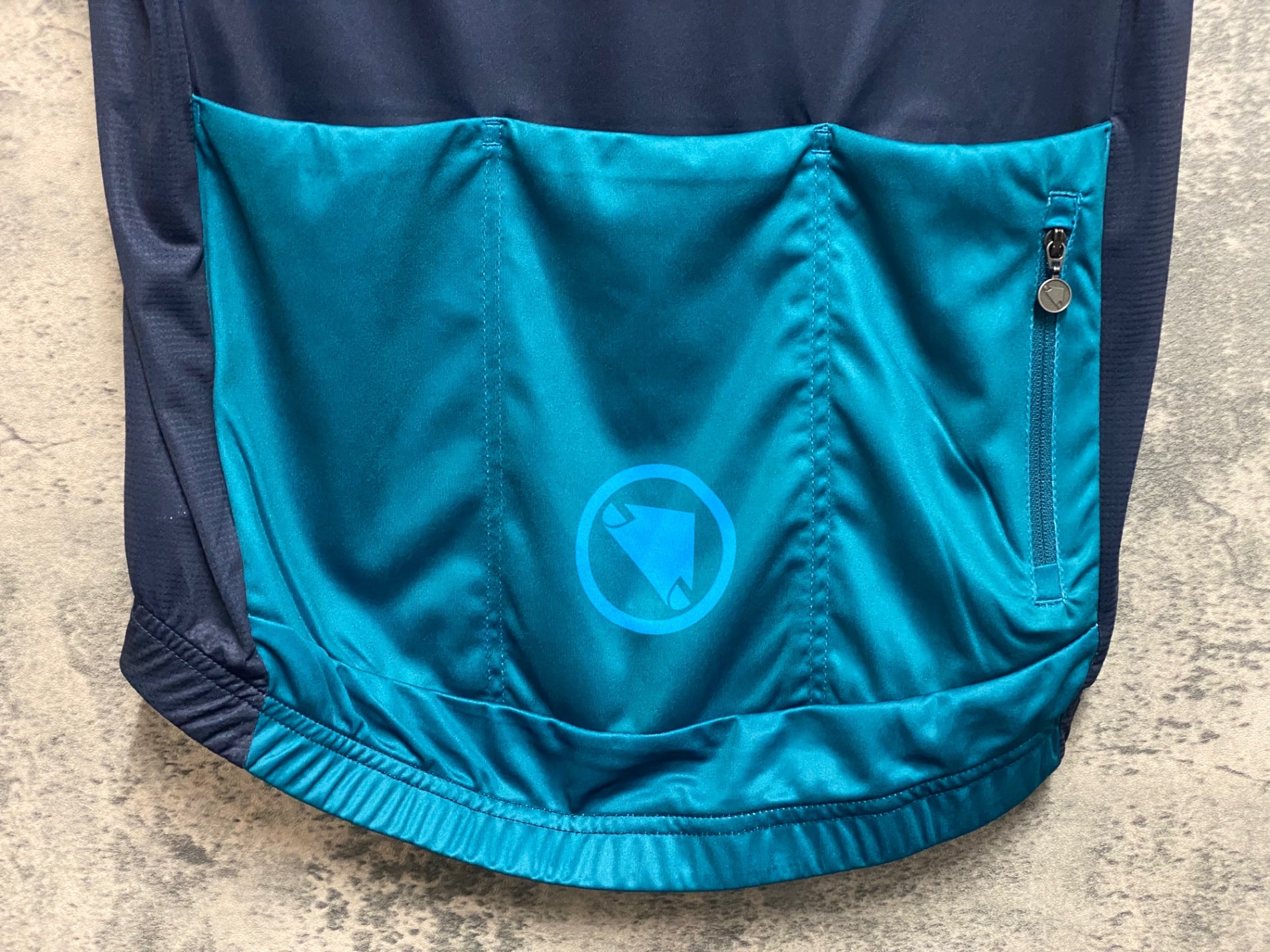 JN854 エンデュラ ENDURA 半袖サイクルジャージ 黒青 XS – BICI AMORE