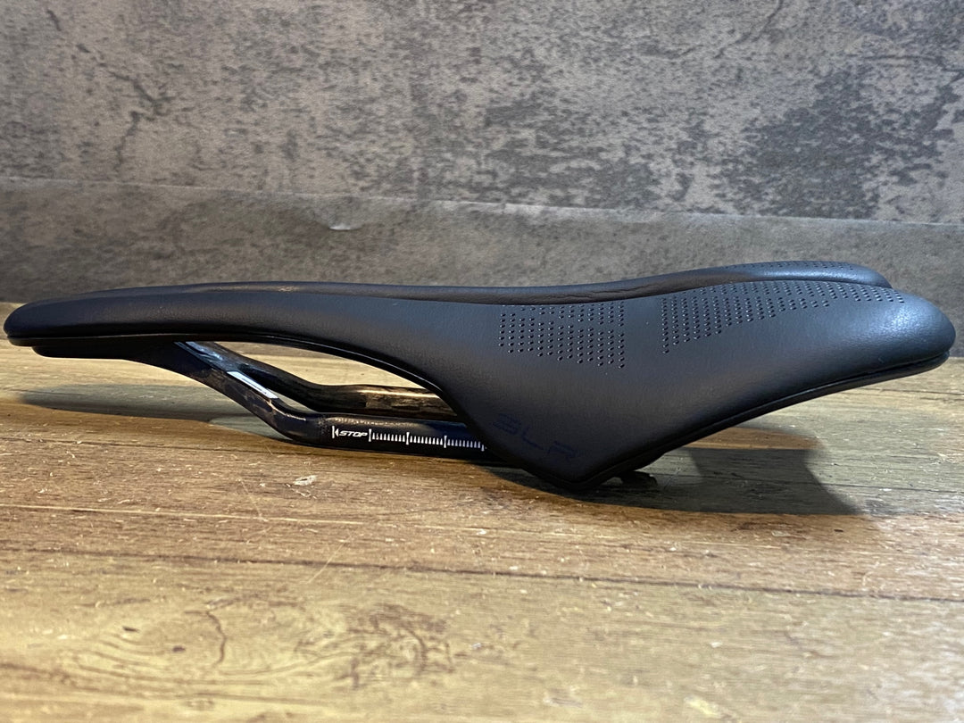 JT542 セライタリア selle italia SLR BOOST KIT CARBONIO SUPERFLOW サドル 黒 130mm カーボンレール