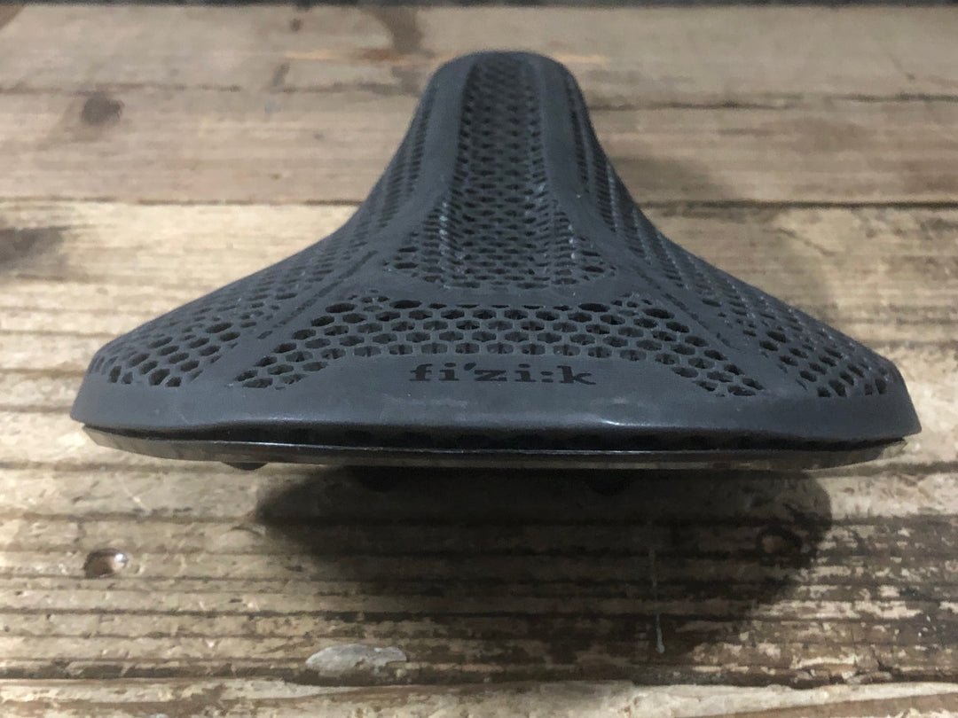 JP946 フィジーク fizik VENTO ANTARES R1 ADAPTIVE 150mm カーボンレール サドル ※レールにクラックの疑い