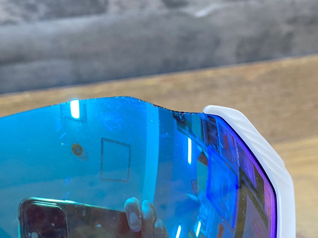 KE795 オークリー OAKLEY FLIGHT JACKET サングラス アイウェア 白 PRIZM
