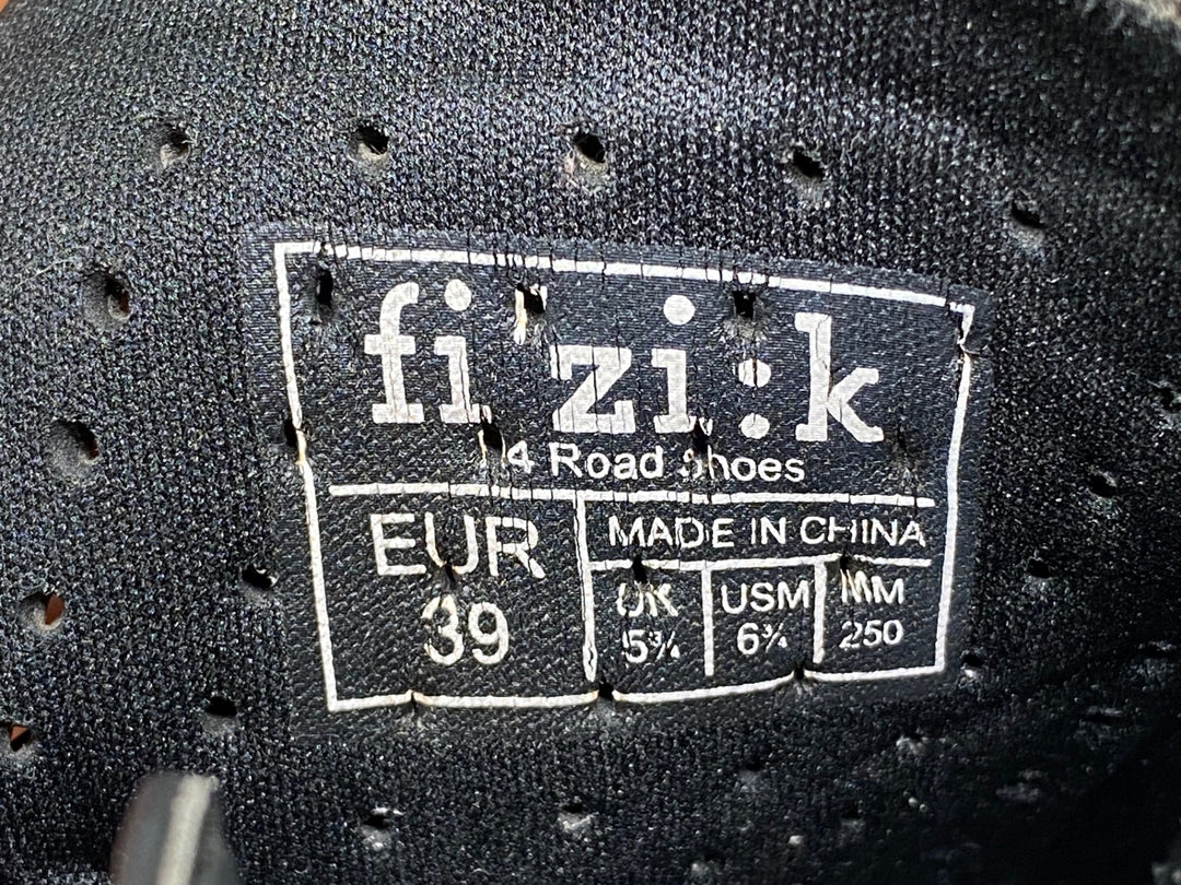 JJ156 フィジーク fizik R4 road shoes 黒 EU39 SPD-SL