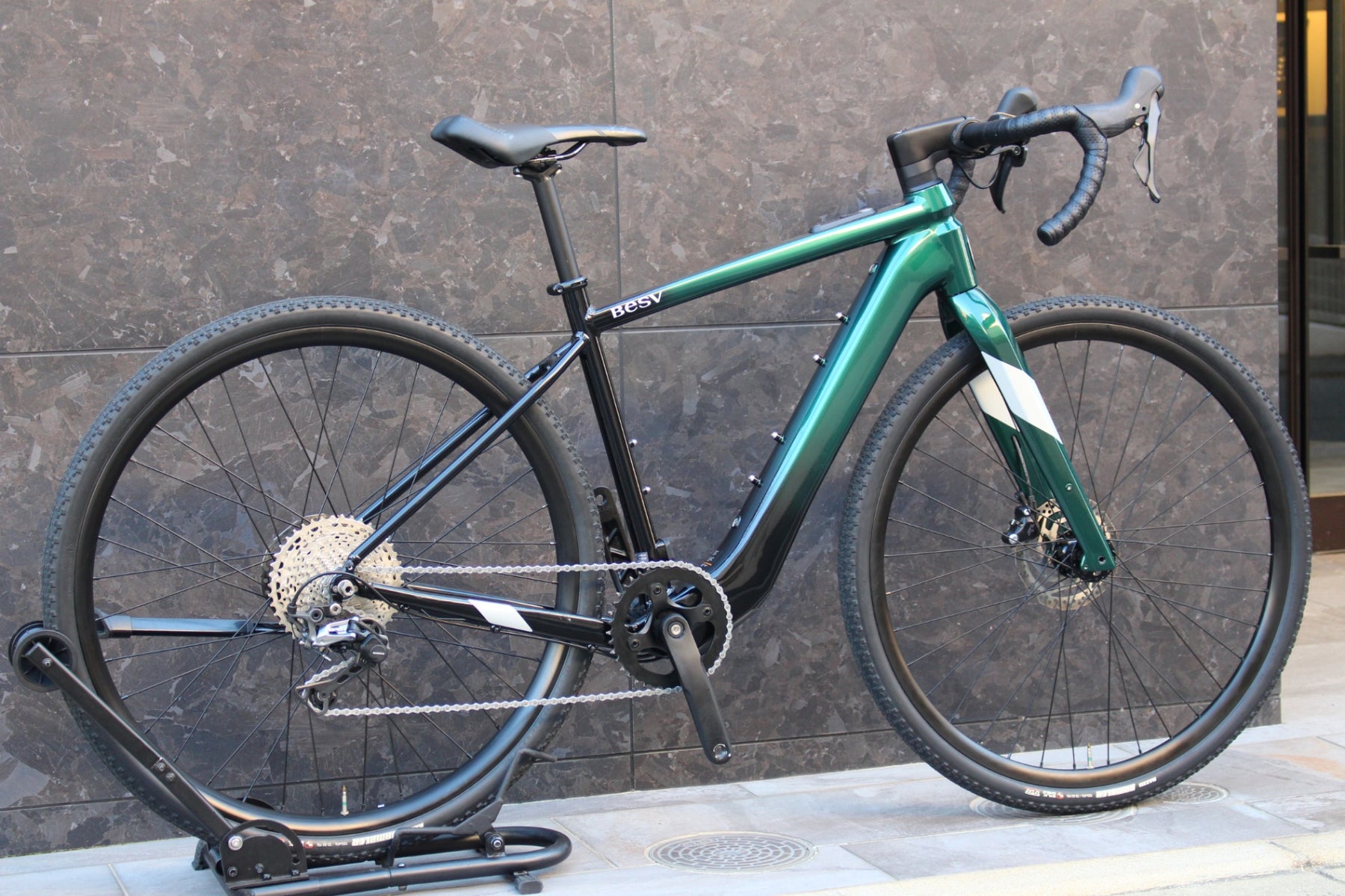 ベスビー BESV JGR1.1 2025 Sサイズ シマノ GRX 1×11S アルミ グラベル