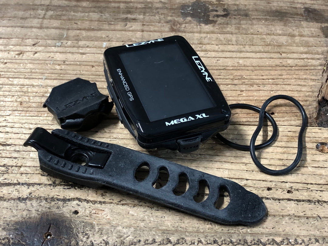 KB185 レザイン LEZYNE MEGA XL GPS サイクルコンピューター ※ゴムマウント付属、起動確認済
