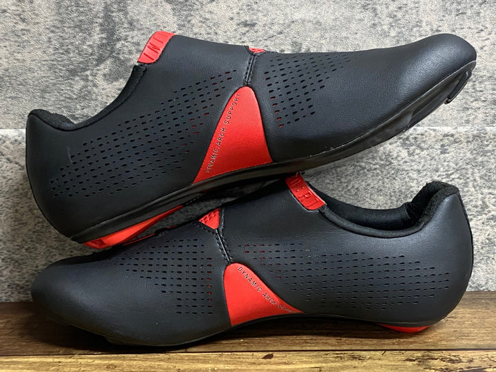 JY005 フィジーク fizik INFINITO R1 Shoes ビンディングシューズ 3穴 黒赤 EU41