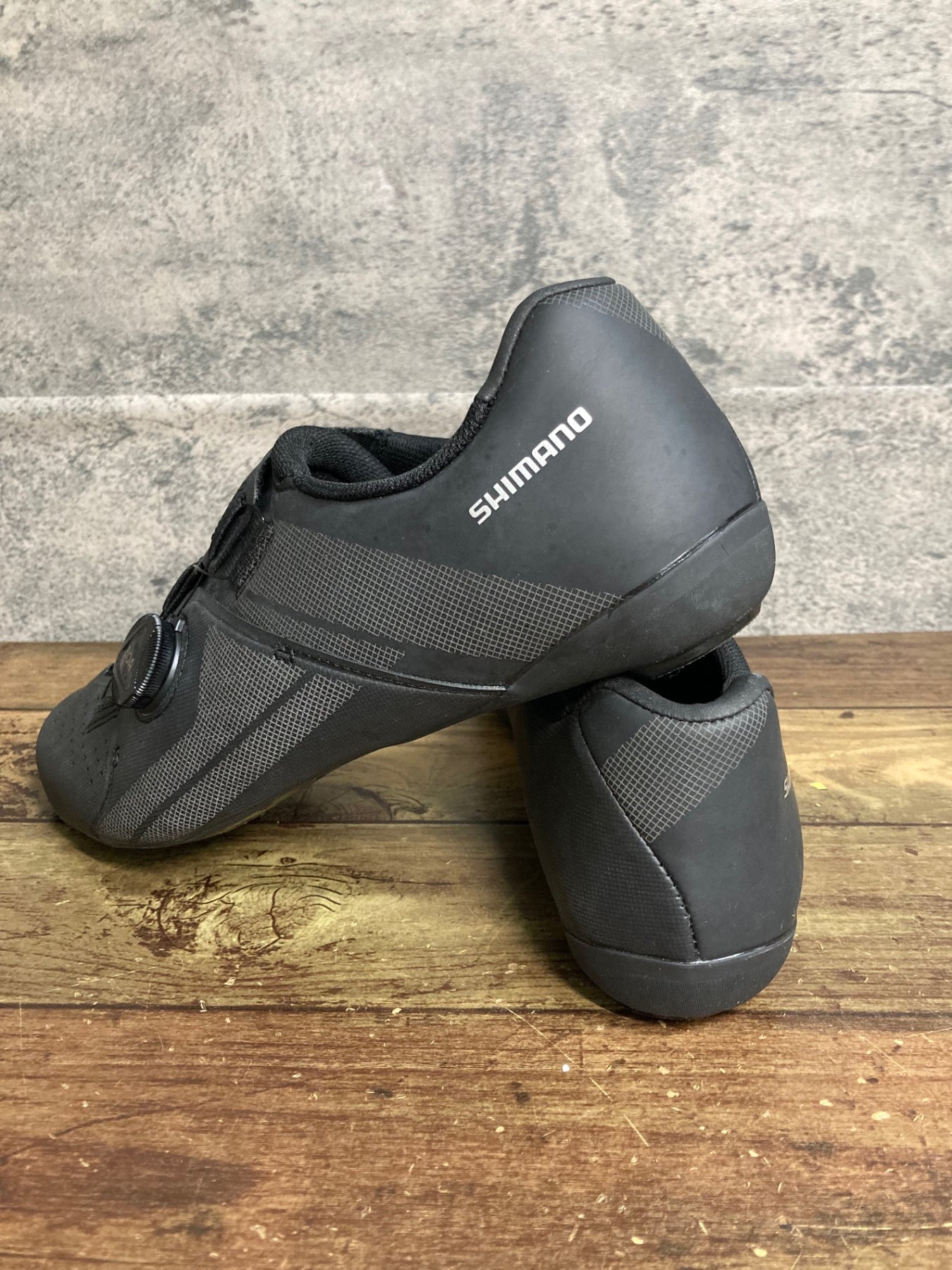 JZ983 シマノ SHIMANO RC3 SH-RC300M ビンディングシューズ 黒 EU43