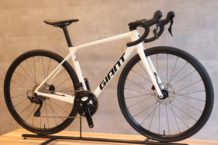 ジャイアント GIANT TCR Advanced 2 KOM 2025モデル Sサイズ シマノ 105 R7100 12S カーボン ロードバイク 【さいたま浦和店】