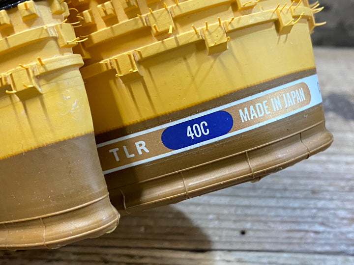JV103 パナレーサー Panaracer グラベルキング GRAVELKING SK TLR タイヤ 700×40C 2本セット マスタード