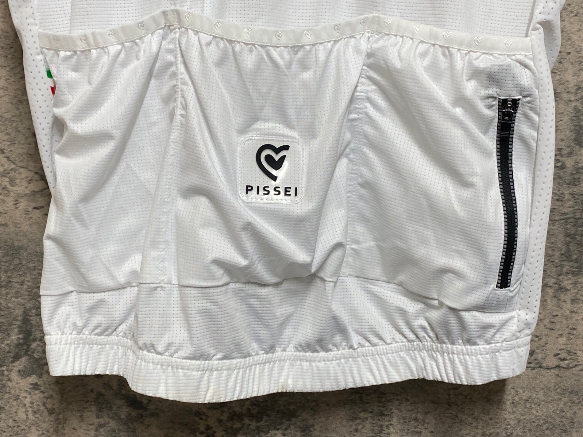 JS098 ピセイ PISSEI 半袖 サイクルジャージ 白 緑 赤 XL 未使用