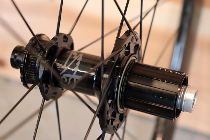 カンパニョーロ CAMPAGNOLO シャマル SHAMAL CARBON DB シマノ11/12s ディスク カーボン ホイールセット 【千葉店】