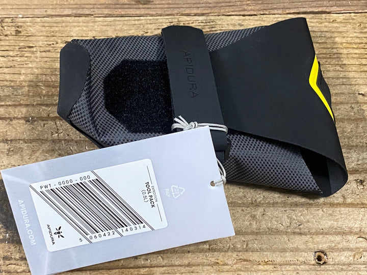 KQ672 アピデュラ APIDURA EXPEDITION トールパック TOOL PACK 0.5L サドルバッグ 0.5L