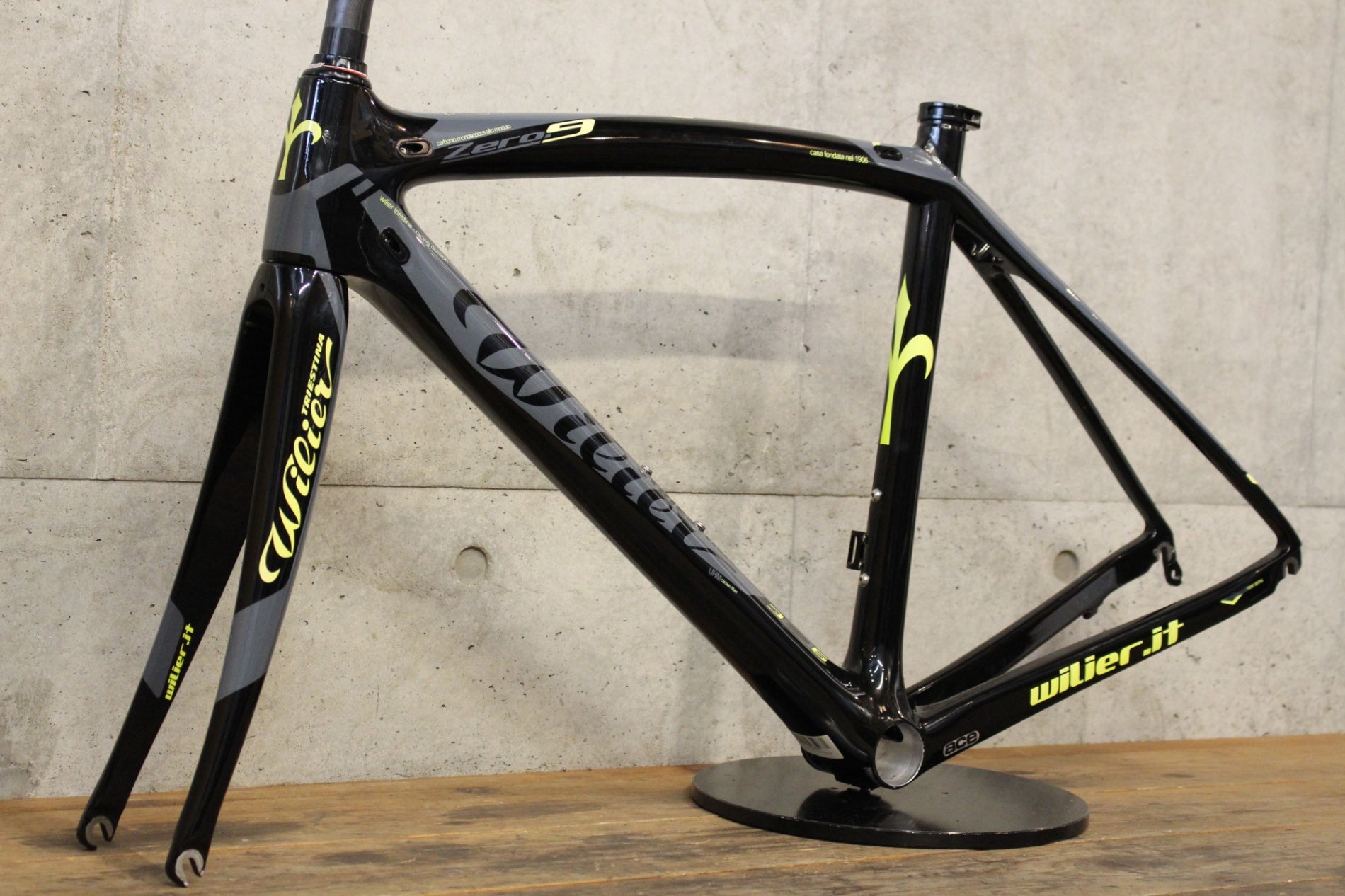 wilier zero9 フレームセット ウィリエール WILIER ゼロノヴェ Zero9 2015モデル Sサイズ カーボン