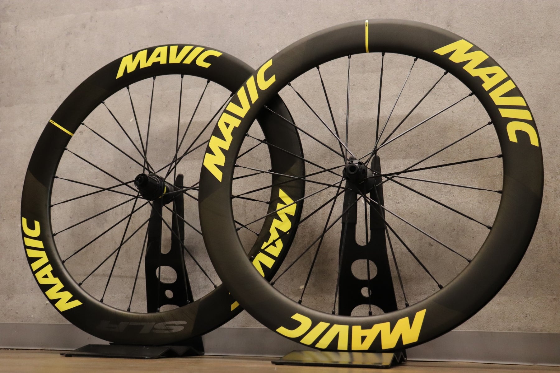 最終値下げ　mavic cosmic マビック　コスミックカ一ボンSSC マヴィック MAVIC コスミック COSMIC SLR 65 DISC JAPAN LIMITED