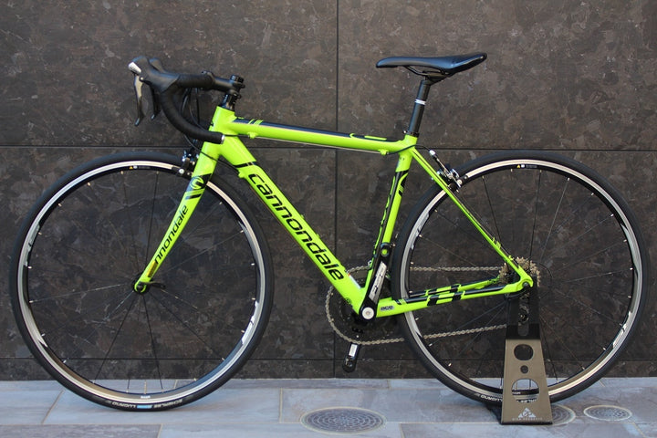 キャノンデール CANNONDALE キャド CAAD8 2015モデル 44サイズ シマノ 105 5800 Mix 11S アルミ ロードバイク 【福岡店】