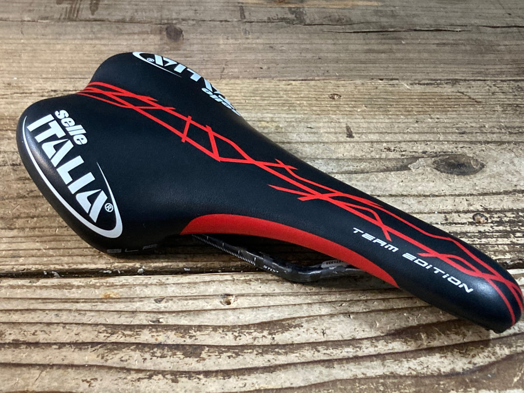 JY470 セライタリア SELLE ITALIA SLR Team Edition サドル 赤