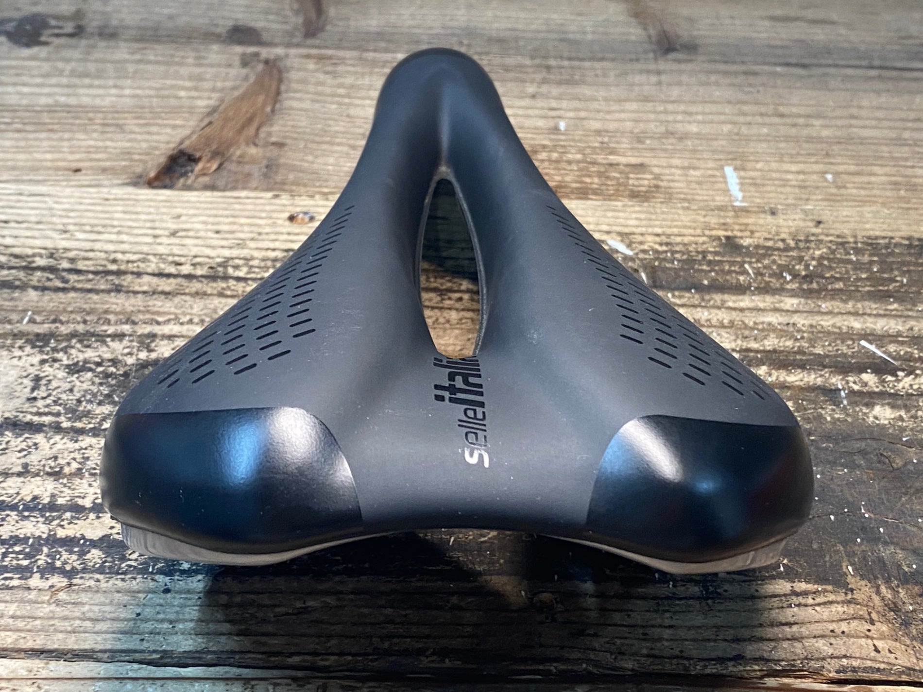 Selle Italia Century サドル ハート型 ブラック JI252 セライタリア selle Italia S3 サドル 黒 – BICI AMORE ONLINE STORE