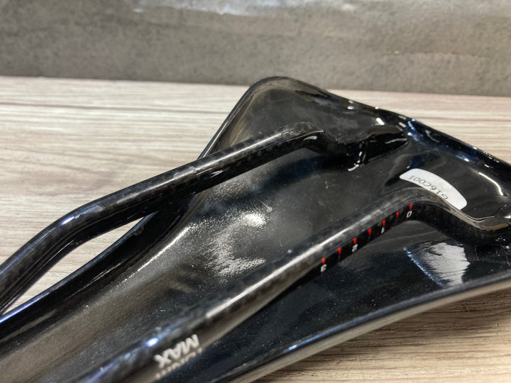KJ132 トライゴン TRIGON HMCARBON フルカーボン サドル