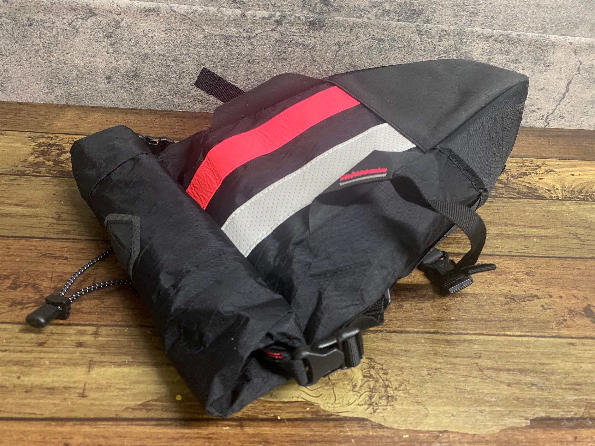 JY148 ラファ Rapha アピデュラ APIDURA サドルバッグ 黒 – BICI AMORE