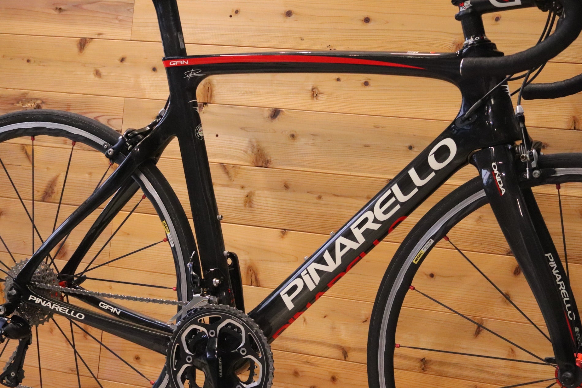 ピナレロ PINARELLO ガン GAN 2016モデル 550サイズ シマノ 105 5800