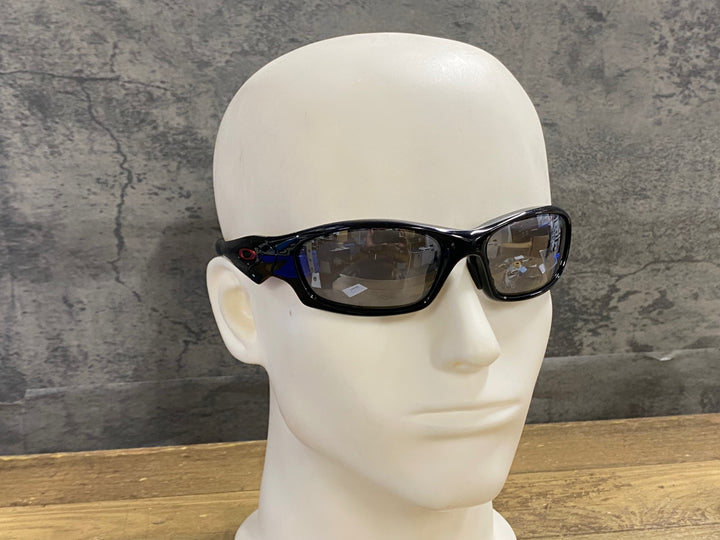 JV607 オークリー OAKLEY STRAIGHT サングラス アイウェア 黒