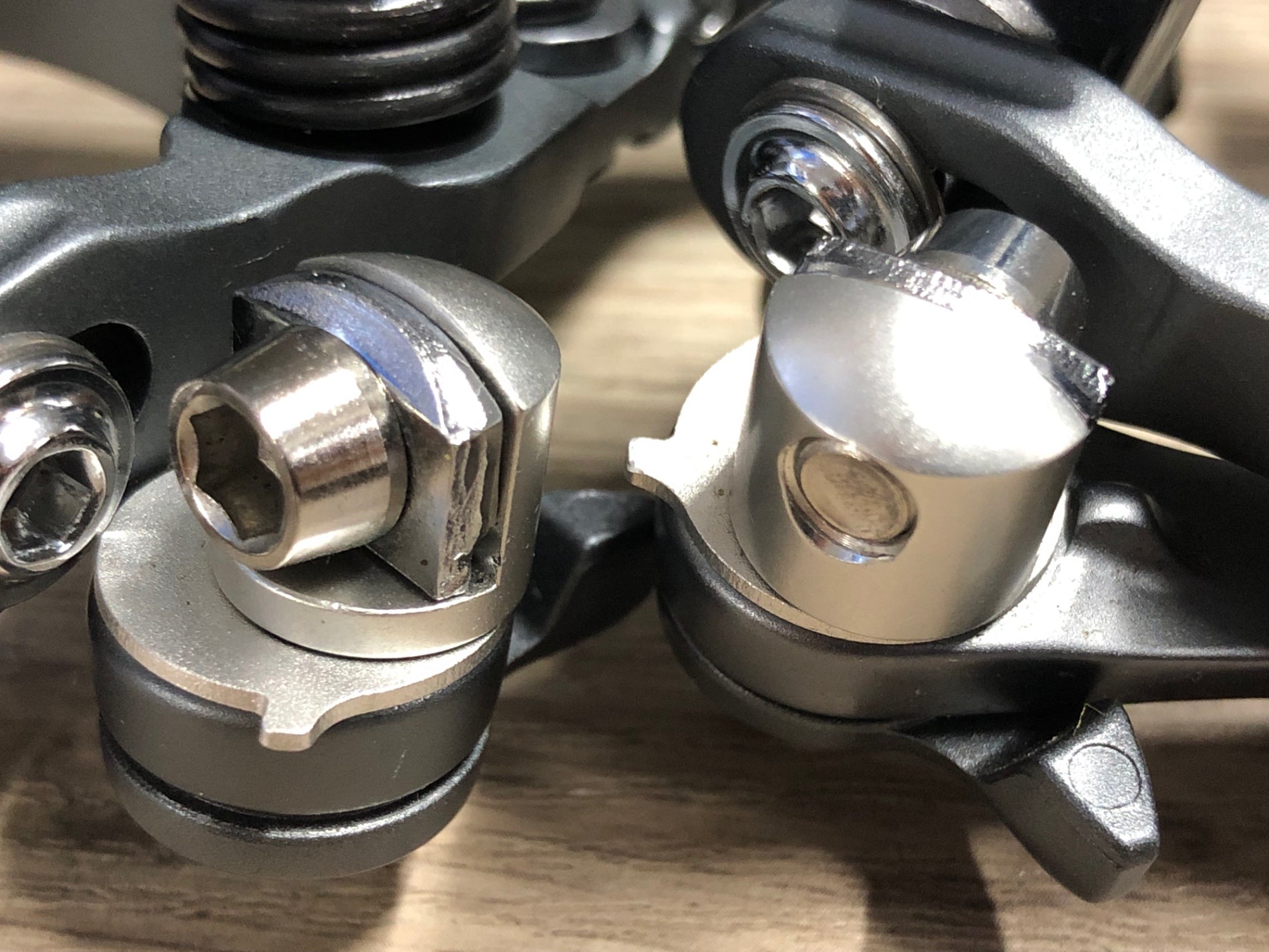 JN872 シマノ SHIMANO アルテグラ ULTRGRA BR-6800 キャリパーブレーキ