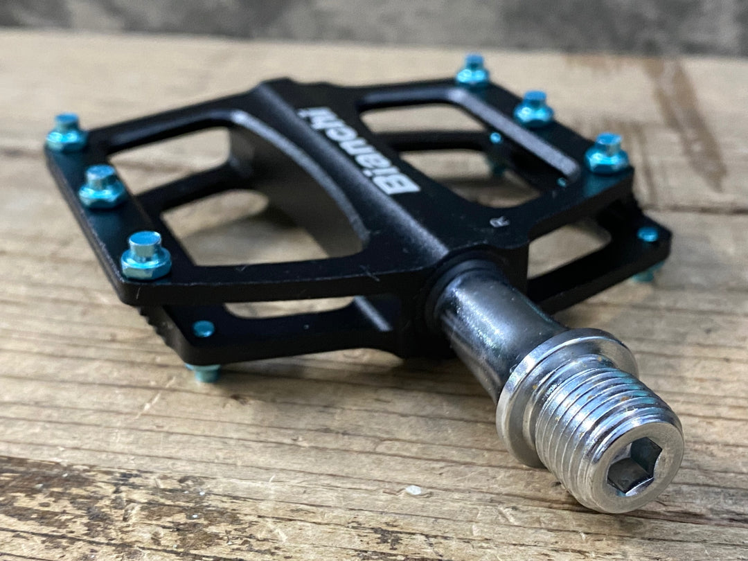 JY023 ビアンキ Bianchi CNC フラットペダル 黒 未使用