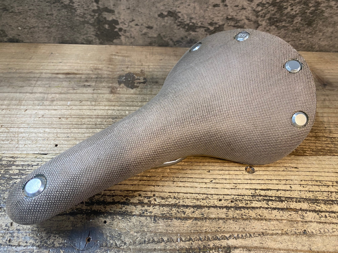 JP068 ブルックス BROOKS CAMBIUM C17 サドル 茶
