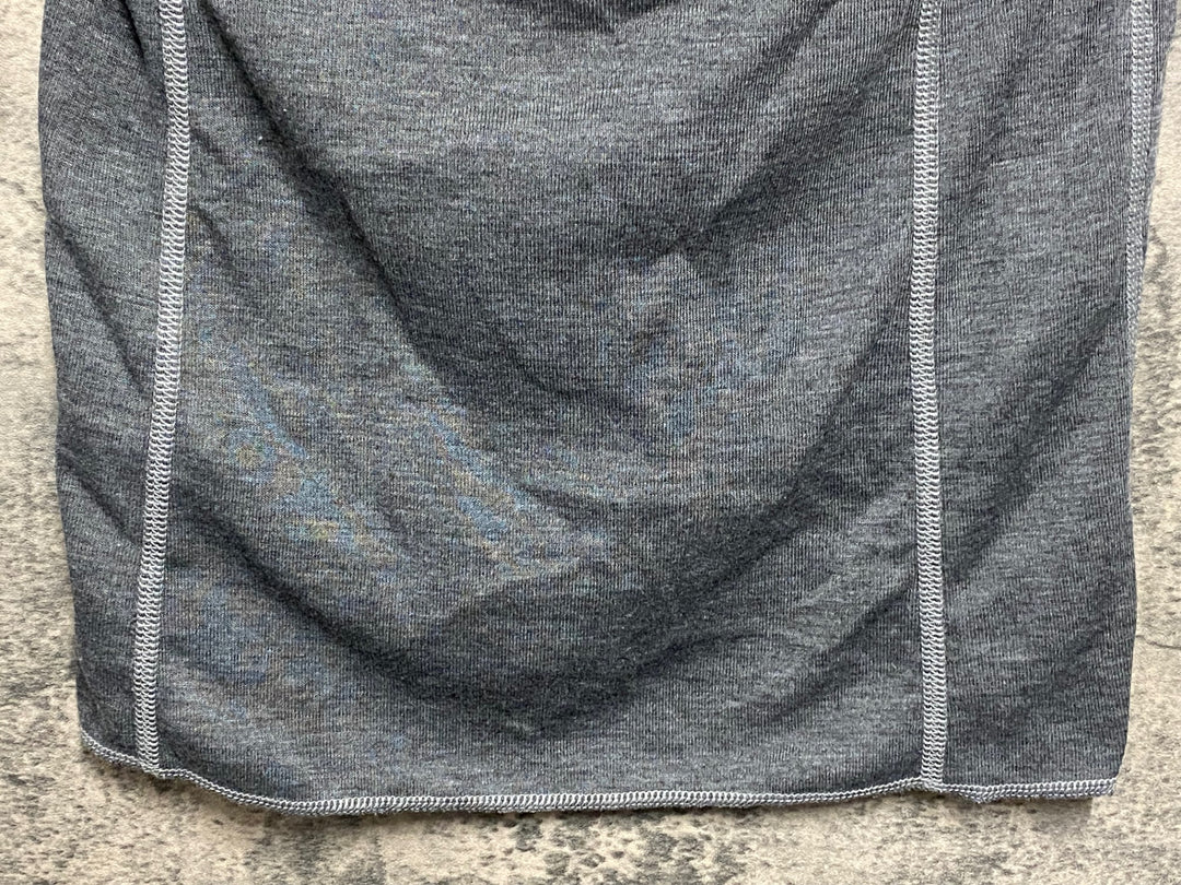 JV453 カステリ CASTELLI 長袖 ベースレイヤー グレー S 裏起毛