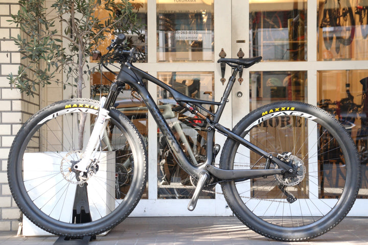 スペシャライズド SPECIALIZED エピック S-WORKS EPIC FSR 2017モデル Mサイズ シマノ デオーレXT M8000 MIX 11S カーボン マウンテンバイク 【横浜店】