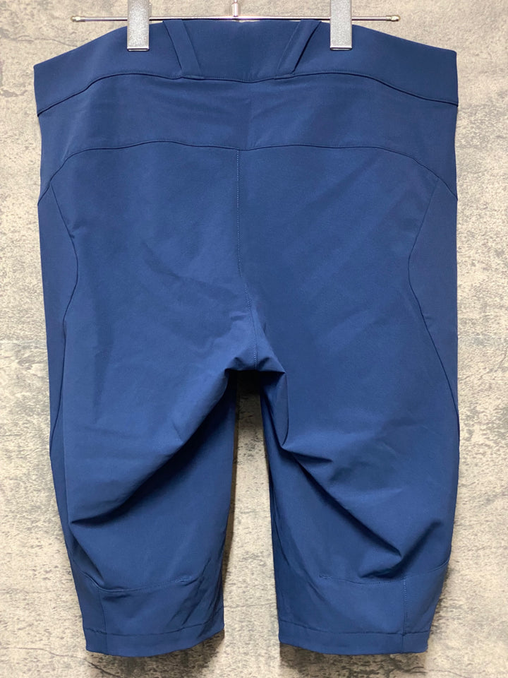 KM154 ラファ Rapha TRAIL SHORTS サイクルパンツ 紺 M