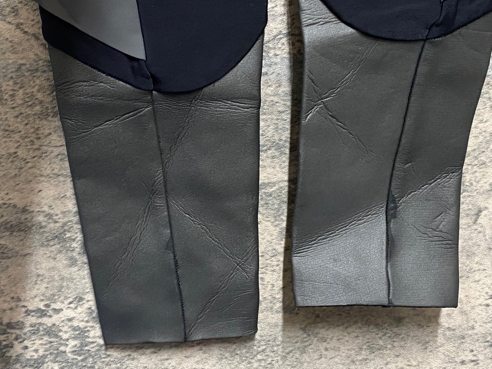 JP392 アソス ASSOS MILLE LL.bonKa 4.4 WINTER ビブタイツ 黒 S 裏