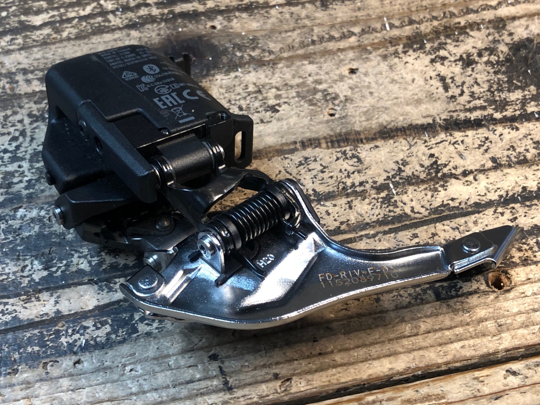 JM762 スラム SRAM ライバル RIVAL eTap AXS FD-RIV-E-D1 直付