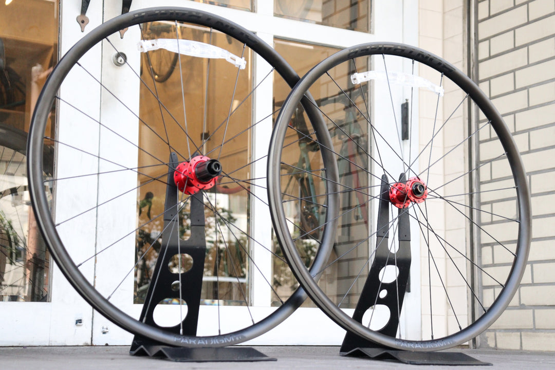 ボントレガー BONTRAGER パラダイム PARADIGM SL DISC アルミ チューブレスレディ ホイールセット シマノ11S/12S 【横浜店】