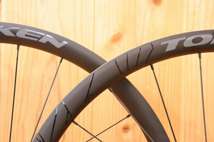 トーケン TOKEN ROUBX G33 カーボン チューブレスレディ ホイールセット シマノ 11S/12S 【芦屋店】