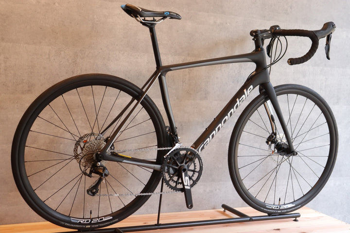 キャノンデール CANNONDALE シナプスカーボン SYNAPSE CARBON DISC 2018モデル 54サイズ 105 5800 MIX 11S カーボン ロードバイク 【さいたま浦和店】