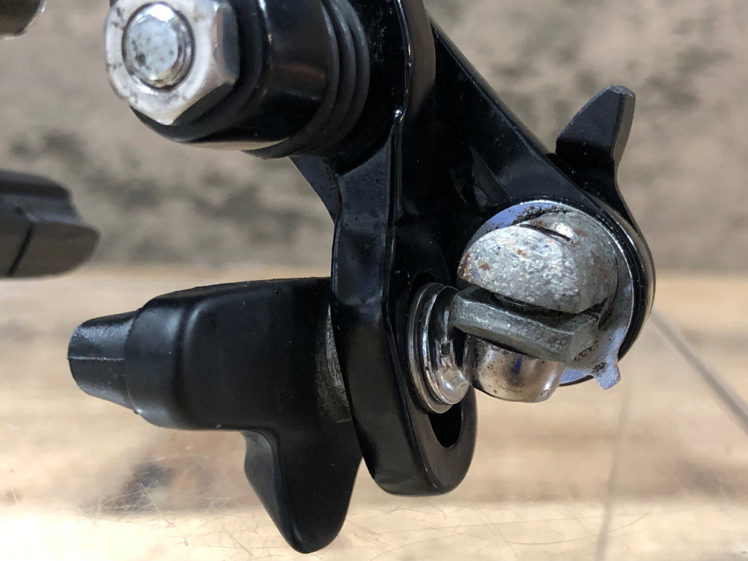 JW957 シマノ SHIMANO 105 BR-5800 ブレーキキャリパー 前後セット ※錆大 ローラー回転不良 ジャンク