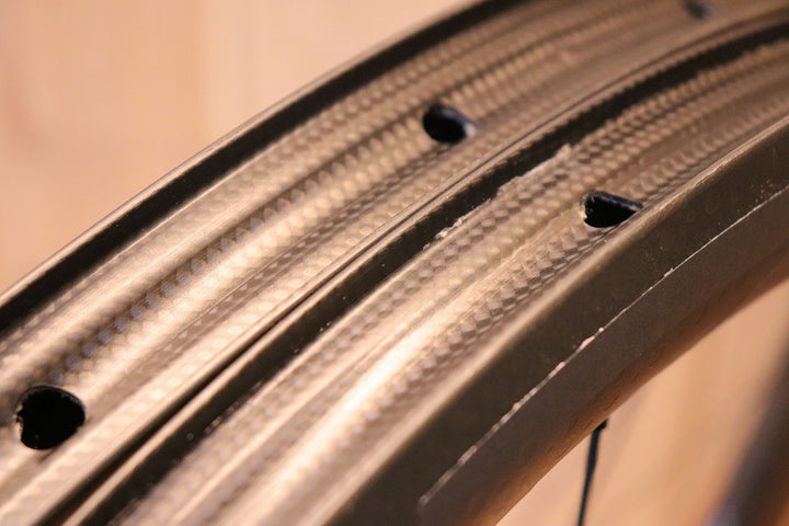 ジップ ZIPP 303 FIRECREST TUBELESS DISC カーボン チューブレスレディ ホイールセット シマノ 11S/12S フックレス 【芦屋店】