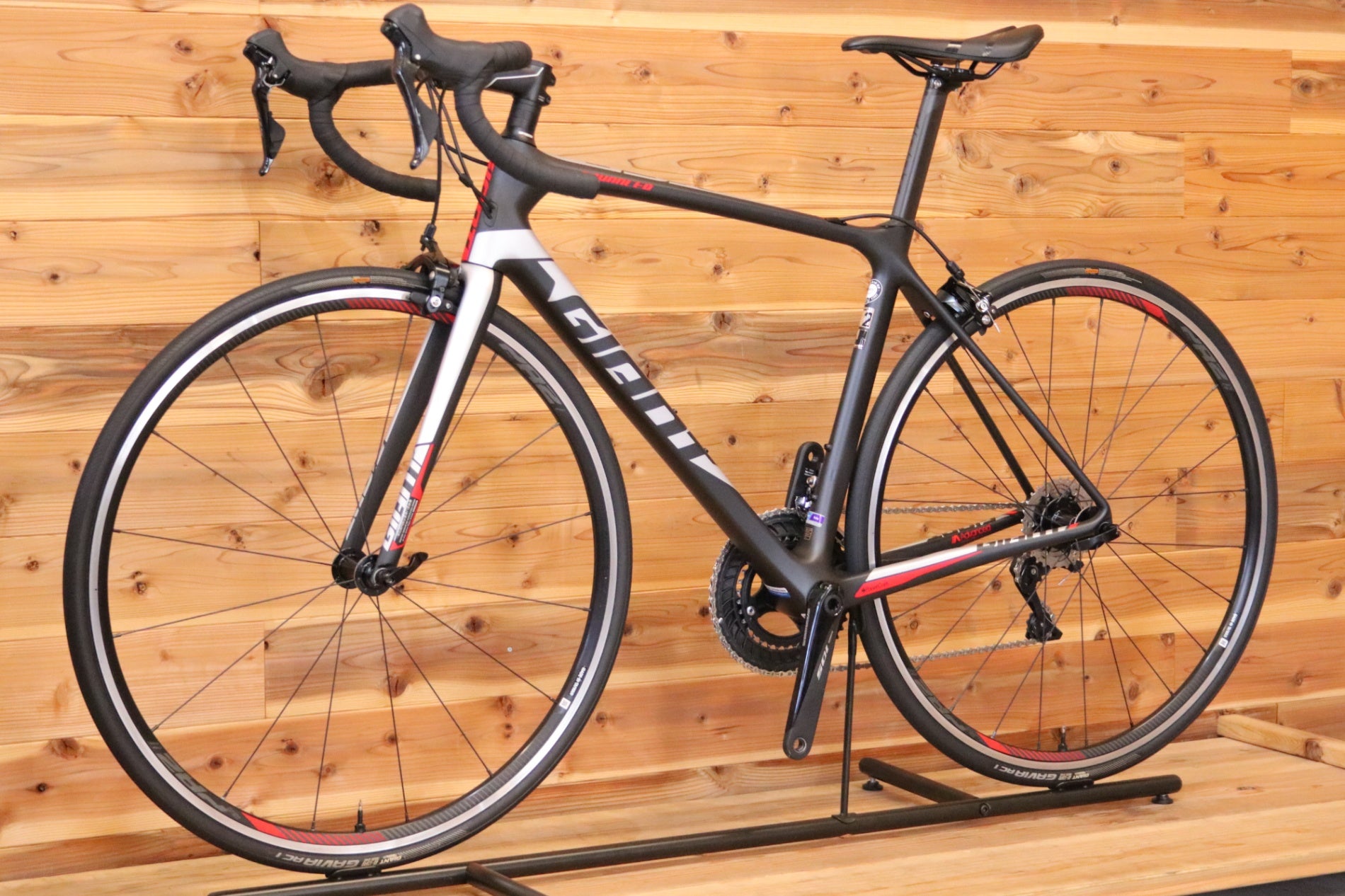 ジャイアント GIANT TCR ADVANCED 2 RIM 2019モデル Mサイズ シマノ