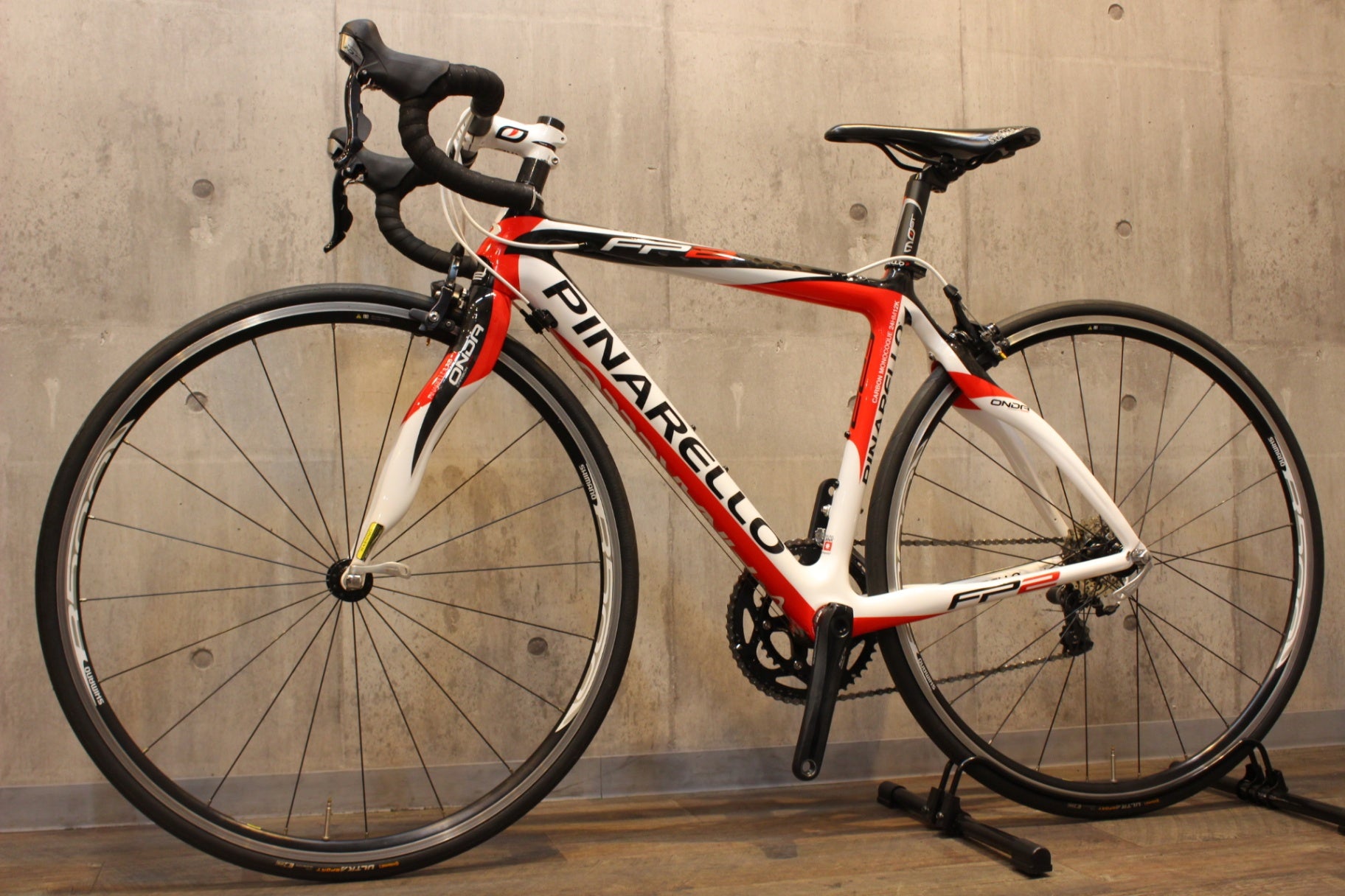 ピナレロ PINARELLO FP2 2011 44SLサイズ シマノ 105 5700 10S