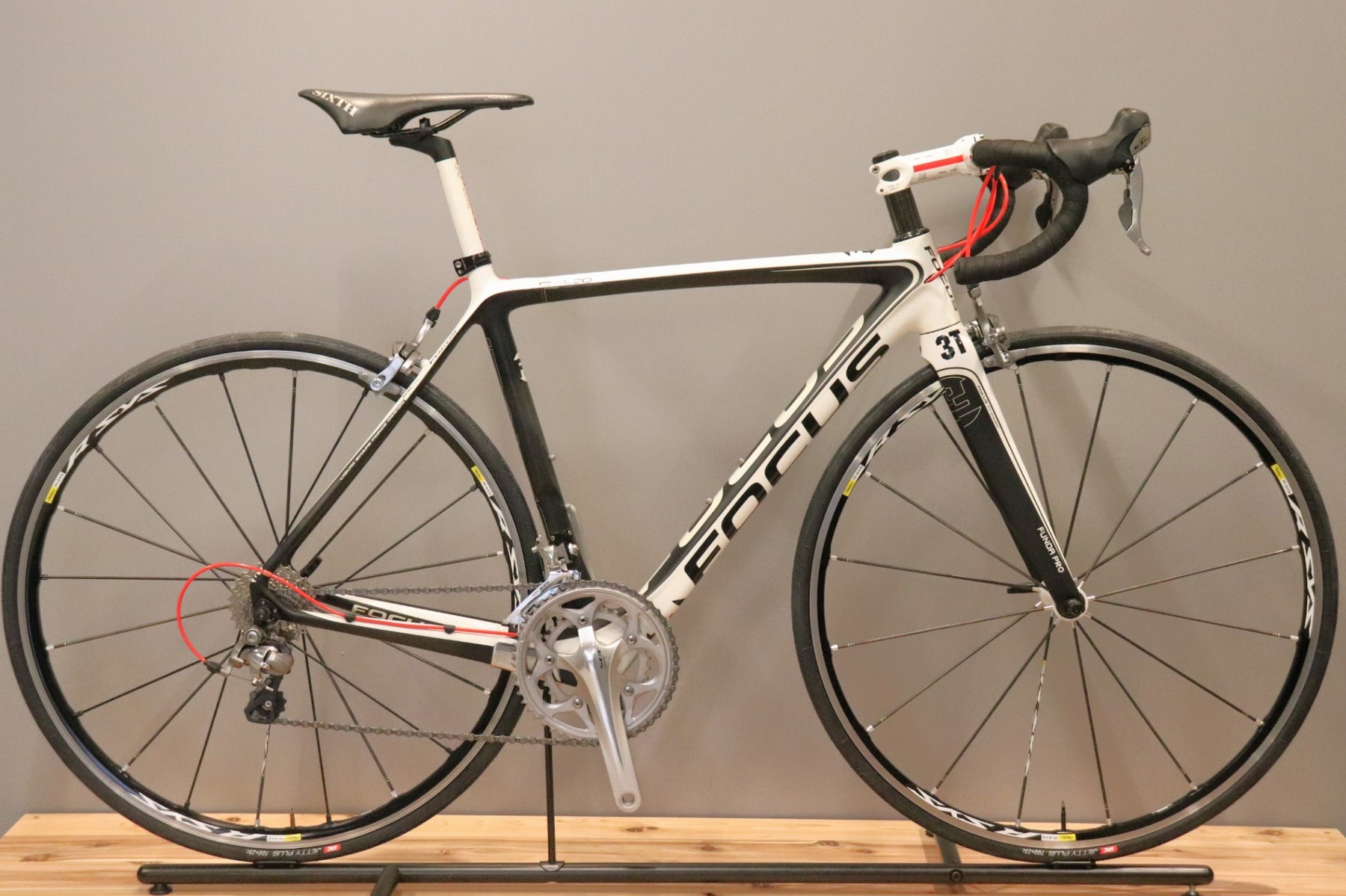 フォーカス FOCUS イザルコ IZALCO TEAM REPLICA 2011モデル Sサイズ