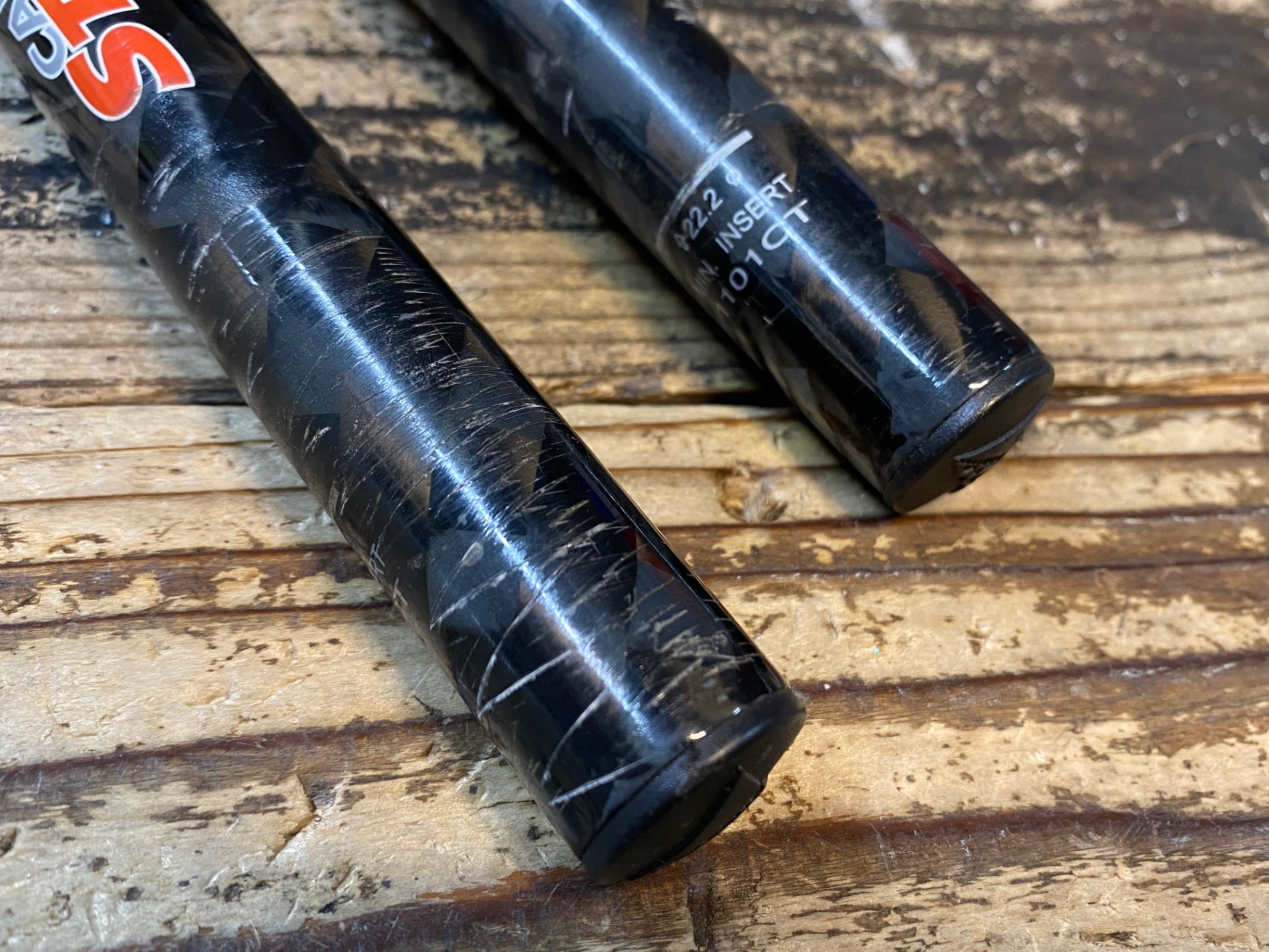 JG867 プロファイルデザイン PROFILE DESIGN CARBON STRYKE DHバー