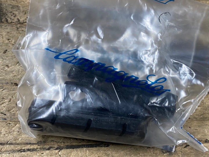 KC555 カンパニョーロ CAMPAGNOLO R1137192 ブレーキシューホルダー 新品