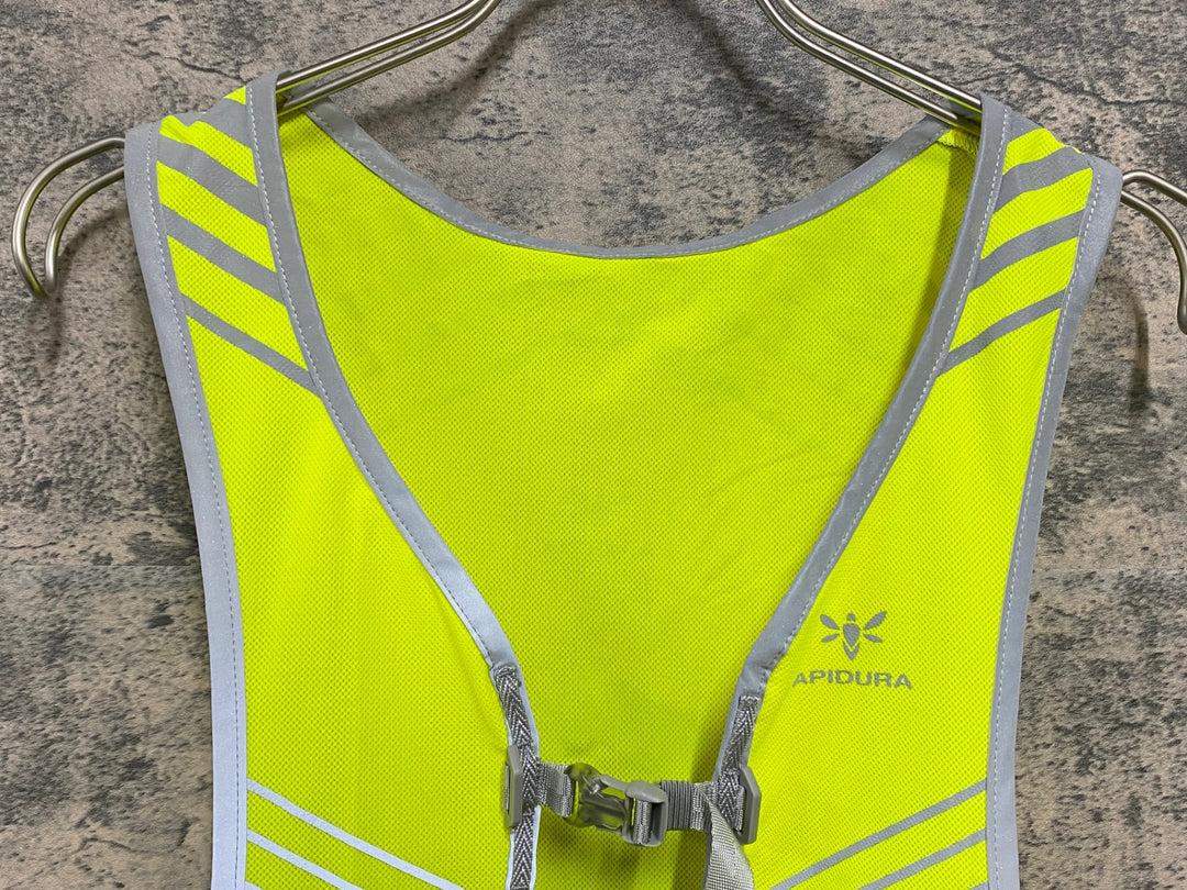 KC010 アピデュラ APIDURA PACKABLE VISIBILITY VEST サイクルベスト 黄