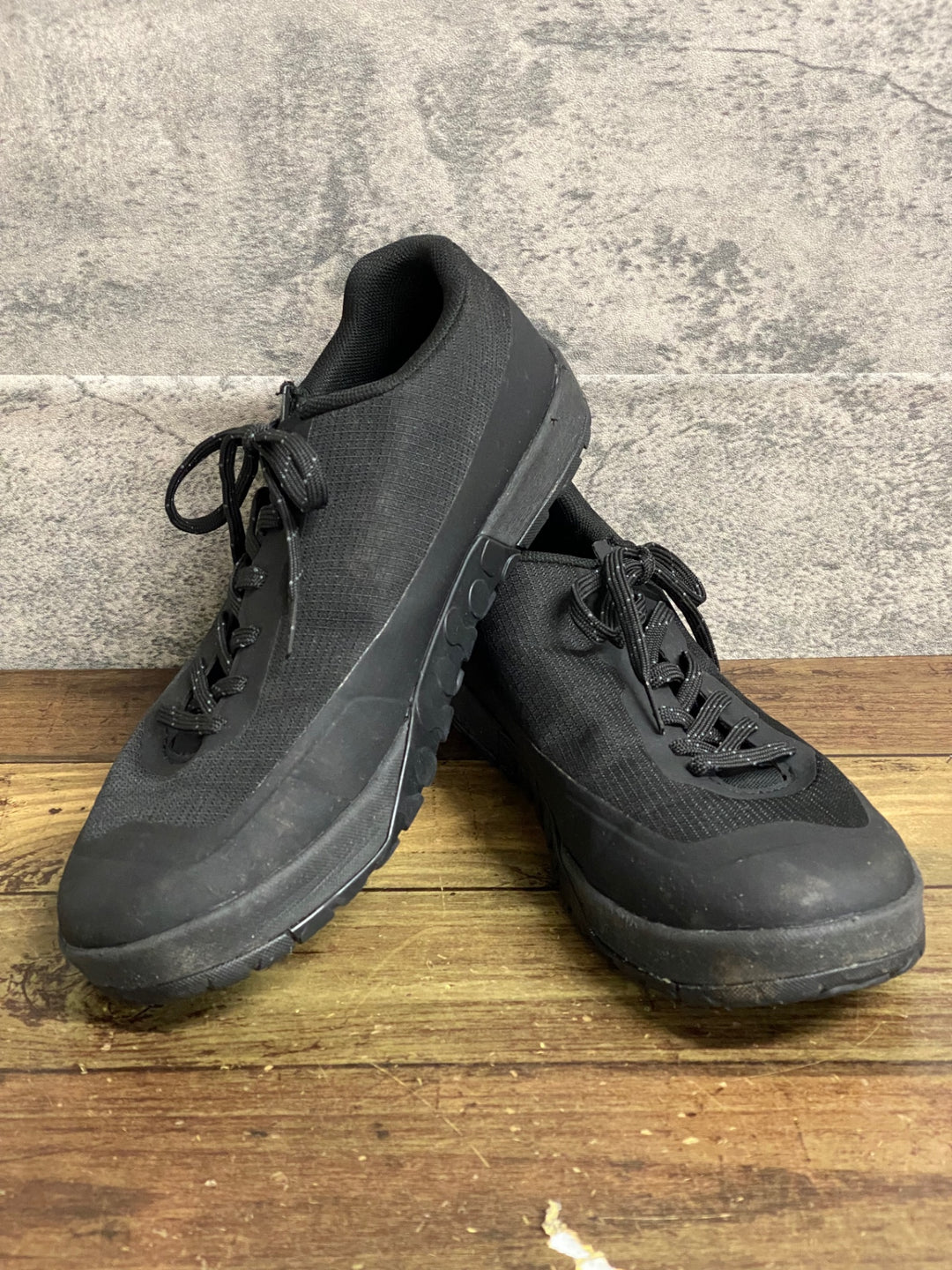 KC239 フィジーク fizik GRAVITA VERSOR FLAT SHOES フラットシューズ 黒 EU42.5
