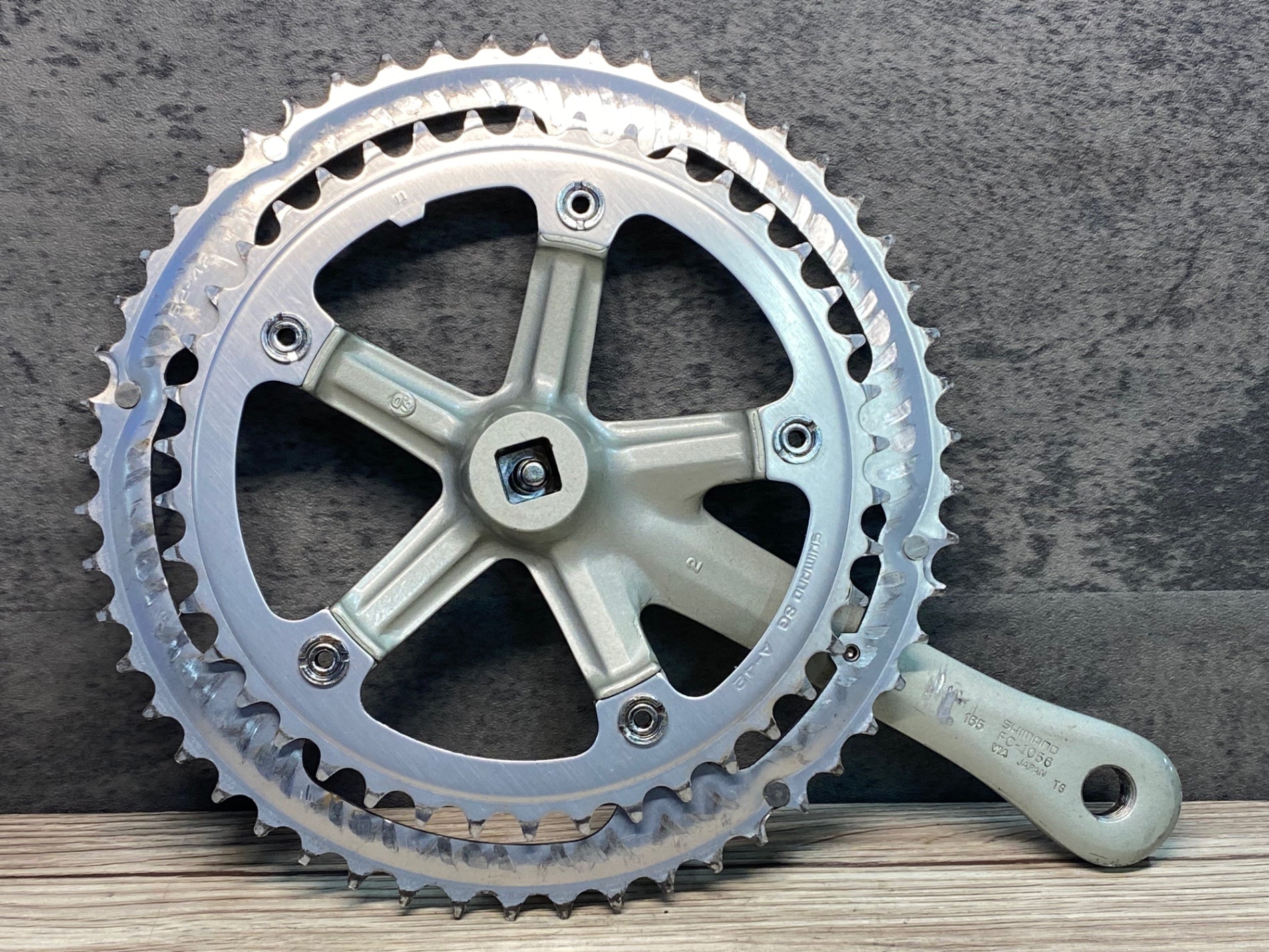 SHIMANO 105 1055-1056クランクパーツセット美品 SHIMANO 「シマノ」 105 1056/1055 コンポセット / 阪急塚口店