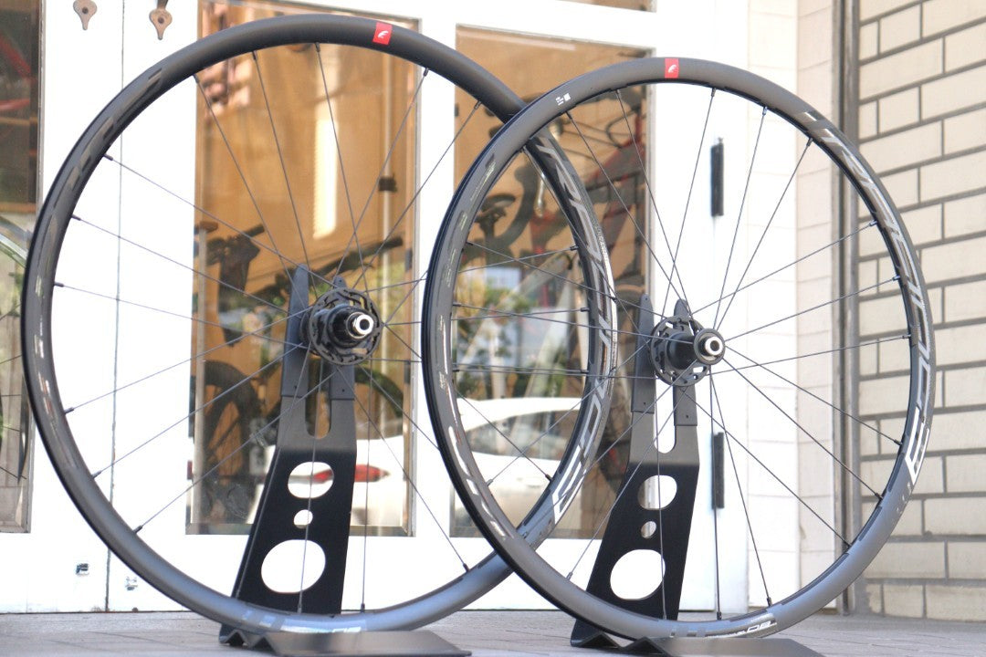 フルクラム FULCRUM レーシング RACING 3 DB アルミ チューブレス ホイールセット シマノ11S/12S 19C 【横浜店】