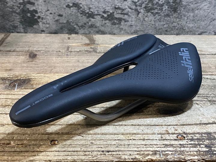 KC307 セライタリア selle italia NOVUS EVO BOOST SUPERFLOW サドル 黒 145mm L3 Ti316 レール