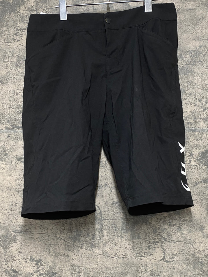 JI150 フォックス FOX ハーフパンツ 黒 32