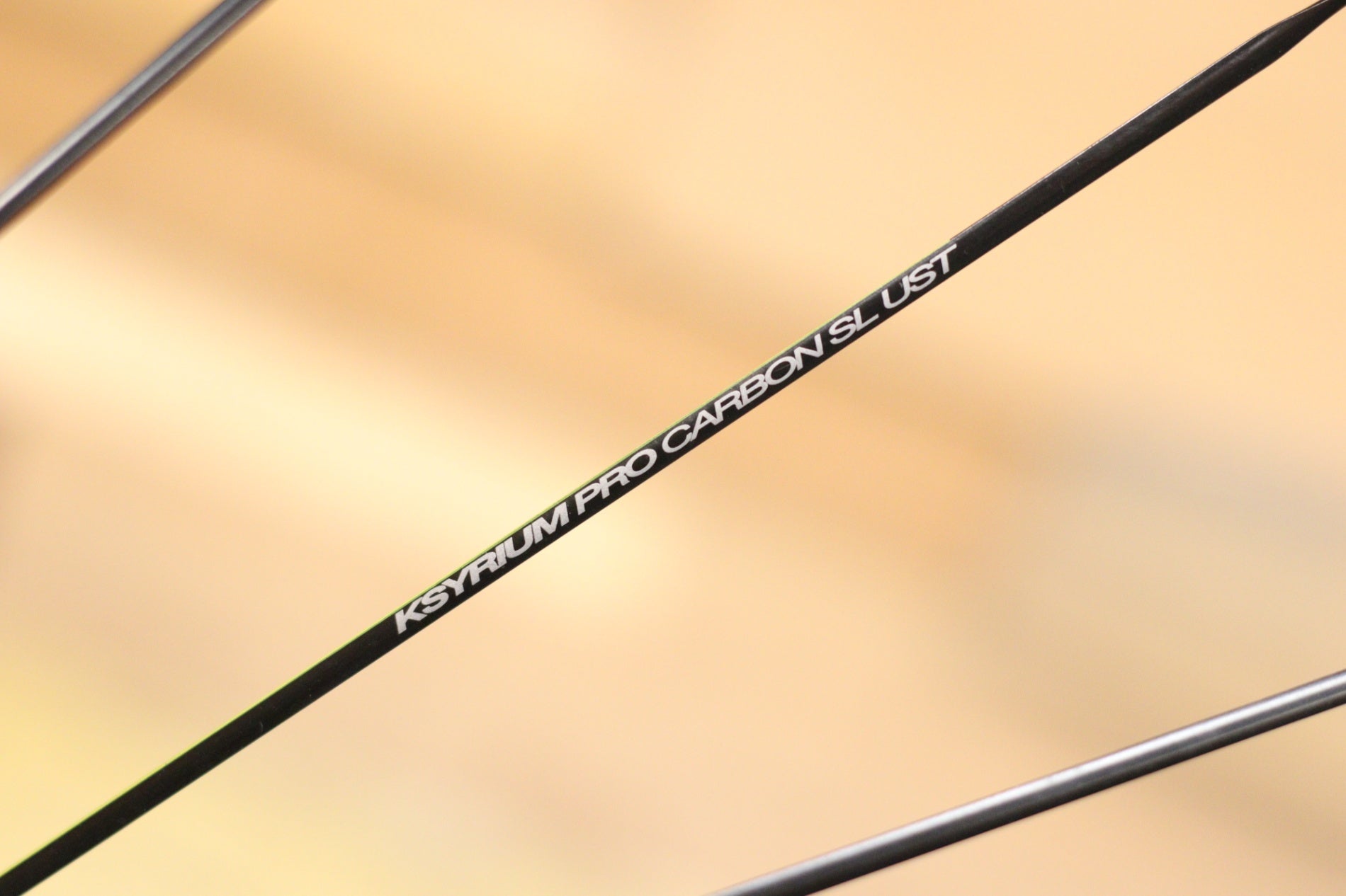 マヴィック MAVIC キシリウムプロカーボン KSYRIUM PRO CARBON SL UST